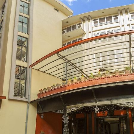 Harati Manor Inn Катманду Экстерьер фото