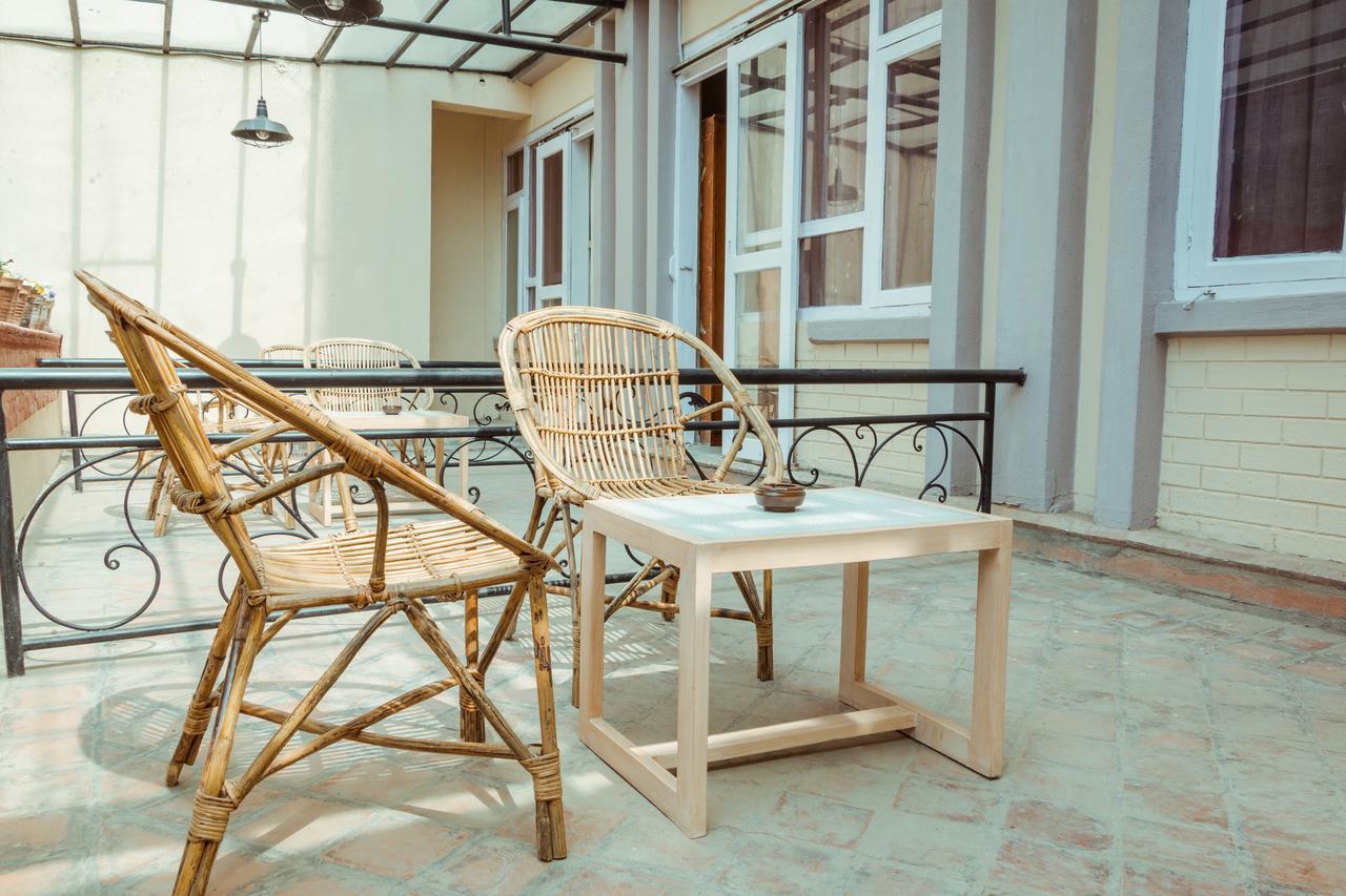 Harati Manor Inn Катманду Экстерьер фото