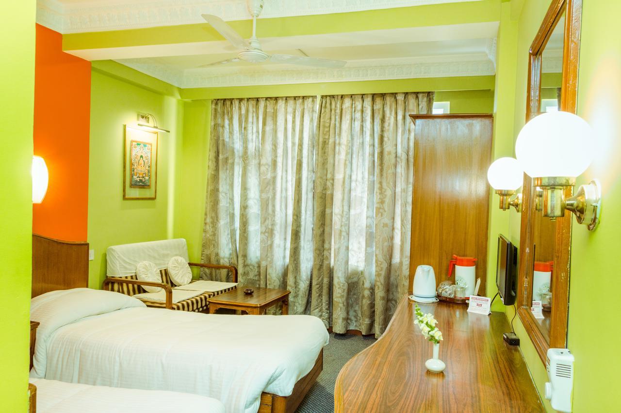 Harati Manor Inn Катманду Экстерьер фото